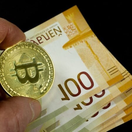 Bitcoin price prediction and technical analysis as rebound holds above key VWAP zones