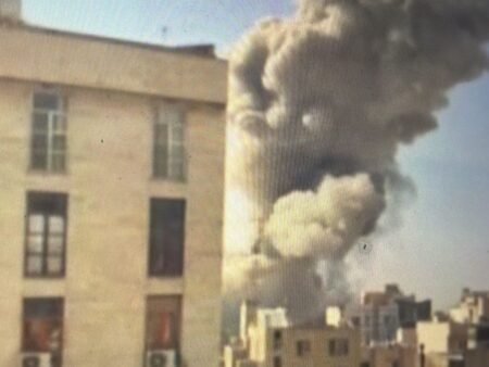 US and Israel Launch Broad Strike Wave in Iran