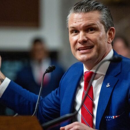 US stock futures sag as Hegseth emphasizes heavy attacks on Iran