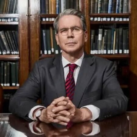 Bessent: Trump hasn’t opted to raise 10% tariff to 15% “at this time”