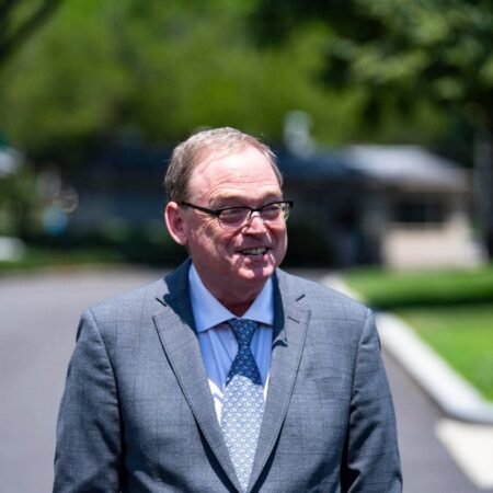 Trump eco adviser Hassett (remember him?) admits oil price spike will raise inflation