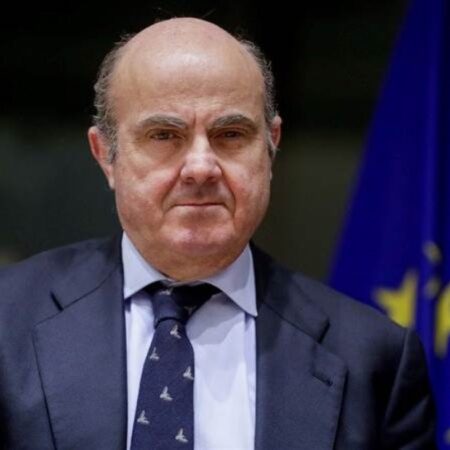 ECB policymaker de Guindos says comparison to energy price shock in 2021-22 is not right