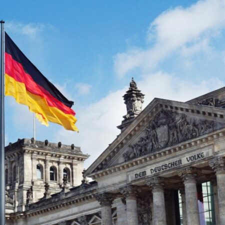 German industrial output slumps in March amid production decline in energy generation