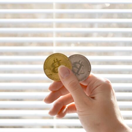 How to Trade Bitcoin After the Sell-the-News Move: BTC Bears Pressure 75,000 Support