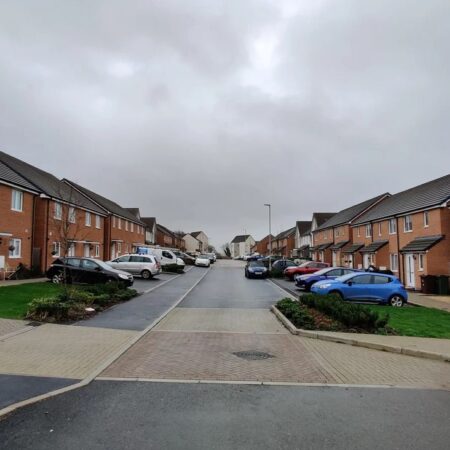 UK housing prices rise but employer confidence stays near record low